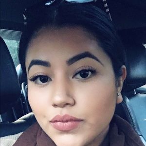 Meet your Posher, Fabiola